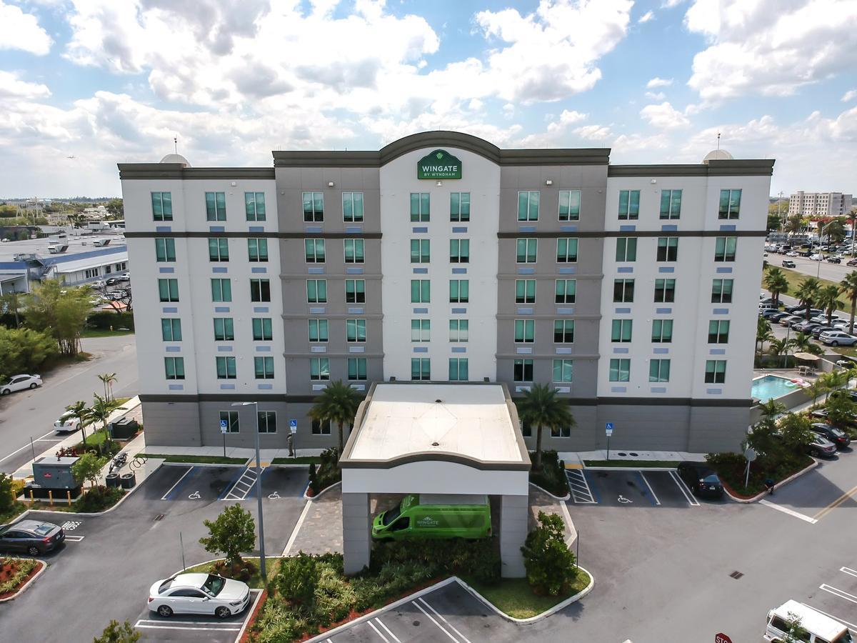 Wingate By Wyndham Miami Airport Hotel Exterior foto